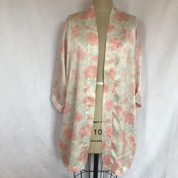 Pure Silk S/m Satin Rose print robe and chemise - Picture 11 of 15